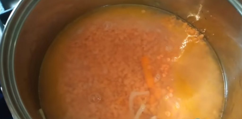 С приготовлением этого супа пюре справится даже школьник