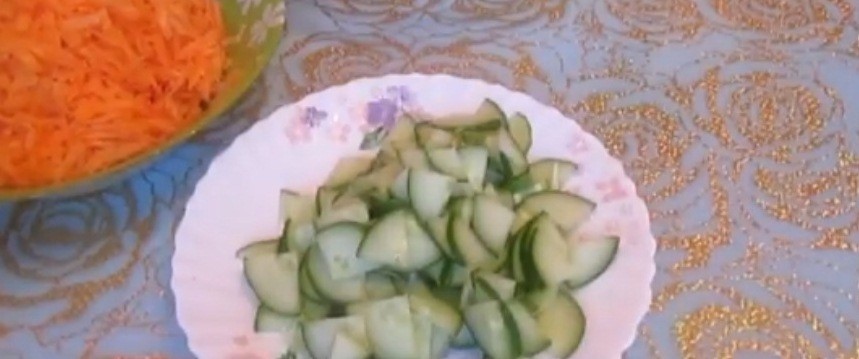 Готовим полезный овощной салатик за 5 минут