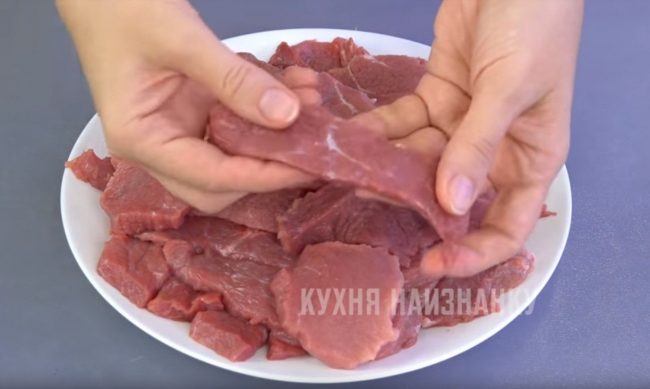 Простой рецепт вяленого мяса, дающий ощущение праздника